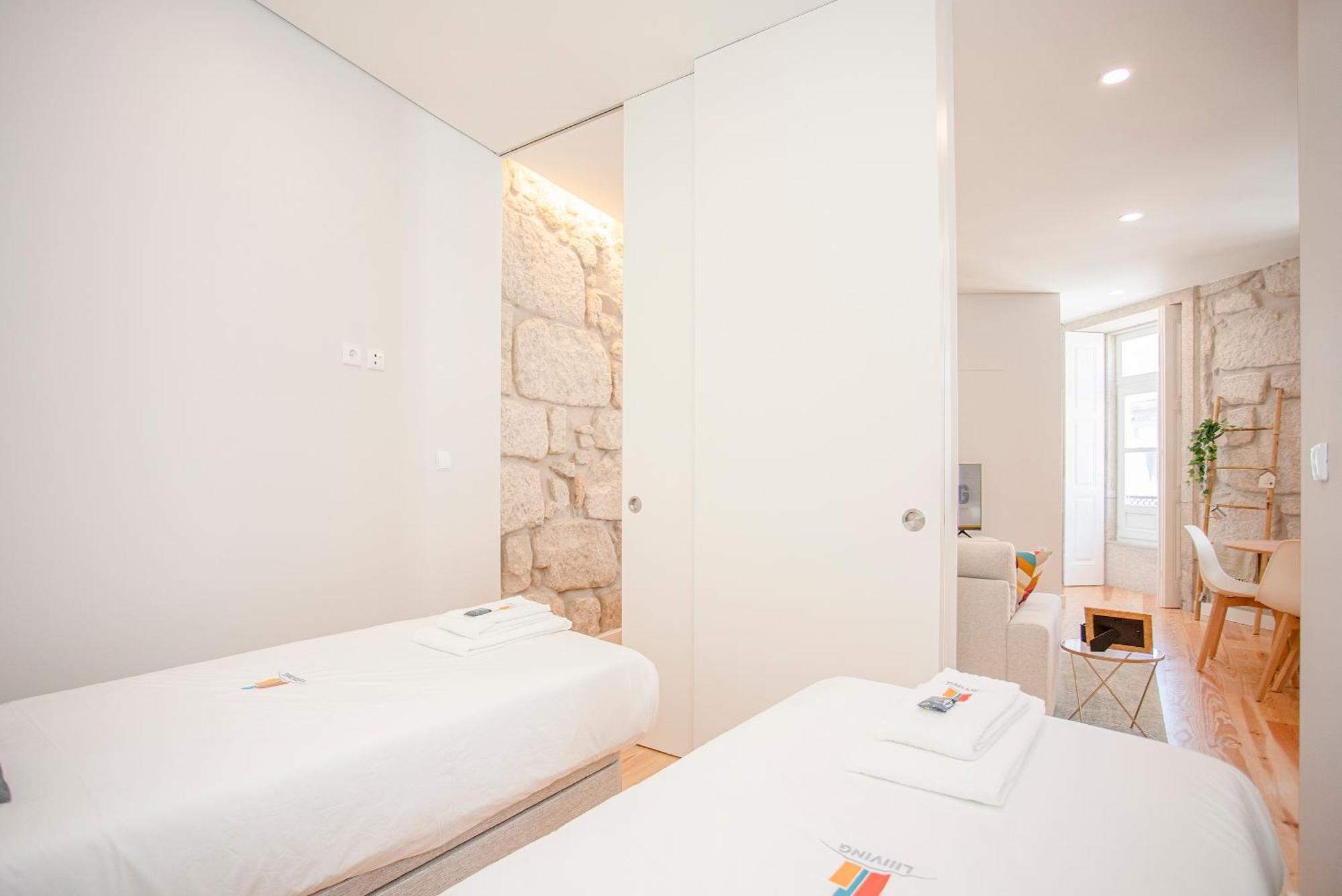 Liiiving In Porto - Aliados Stone Apartment Exterior foto